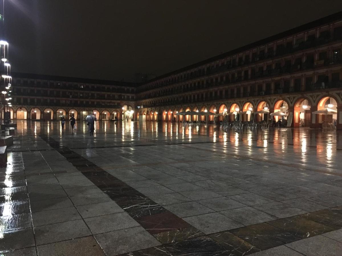 Apartamento Plaza De La Corredera Córdoba Exteriör bild